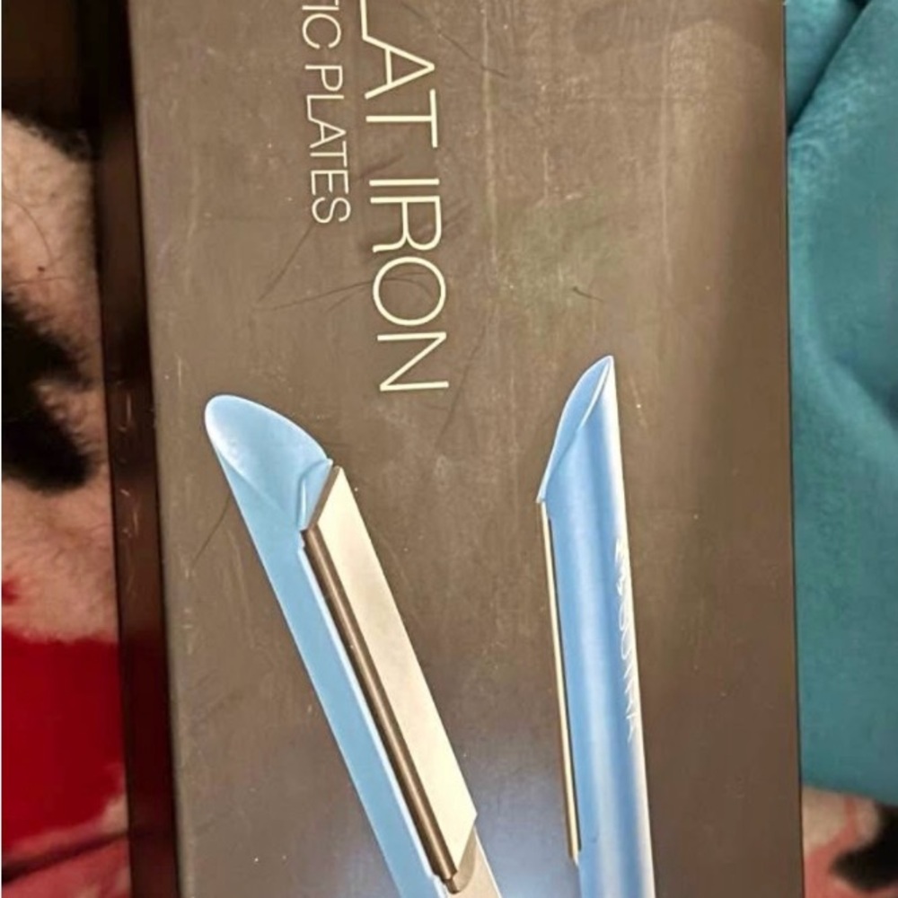Blue Hair Styling Tool with Ceramic Plates